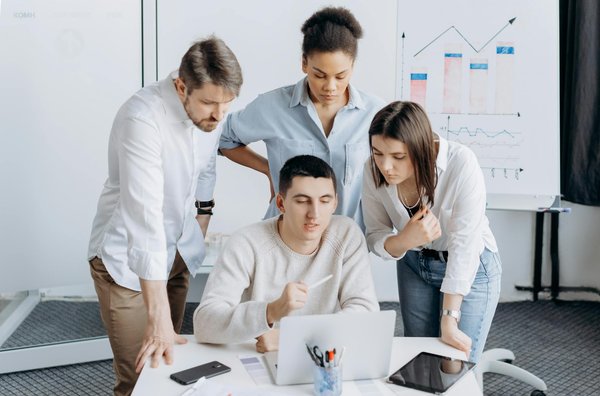 Les Répercussions Stratégiques des Régulations sur la Protection des Données pour les Entreprises